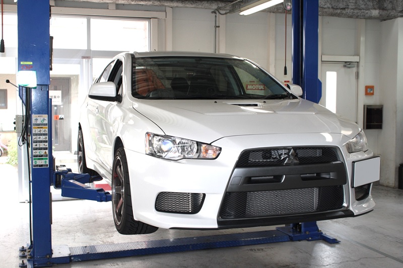 おしゃれ フィット2008-2014三菱ランサーEVO X (エボリューションモデルのみ) アジャストメントアルミリアロアコントロールアーム紫 